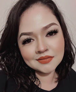 Meet your Posher, Imelda